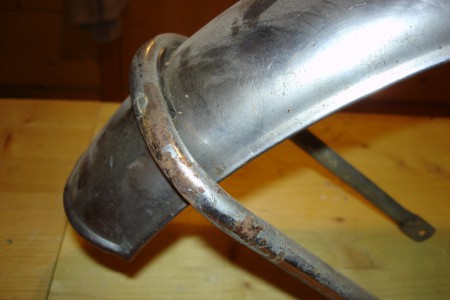 Vorderes Schutzblech - vorher